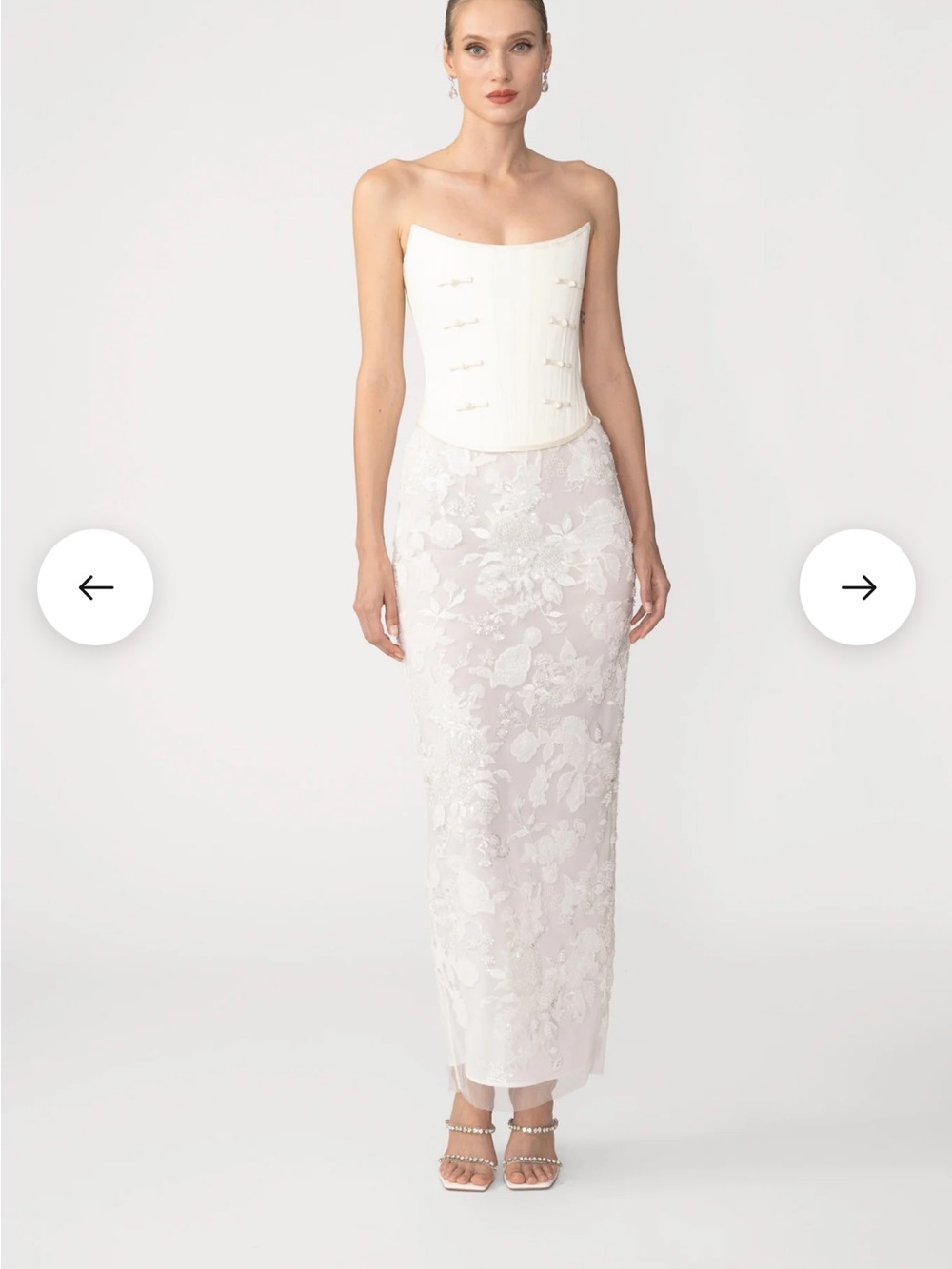 Arielle embroidered skirt
